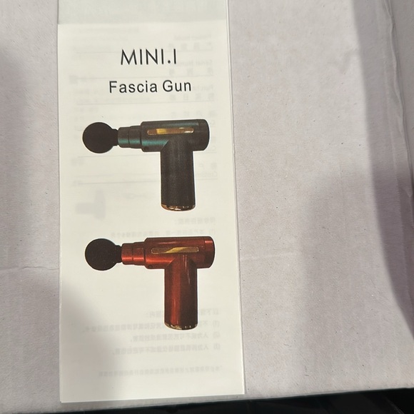 Rechargeable massage gun in box - Picture 3 of 5